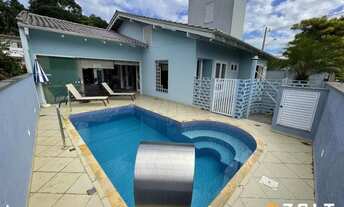 Imagem: Casa com 3 Suítes à venda, 293 m² por