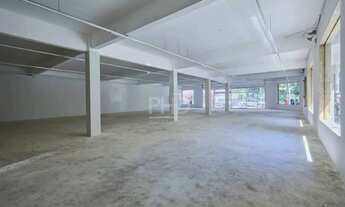 Imagem: Salão Novo com 615 metros no Centro São