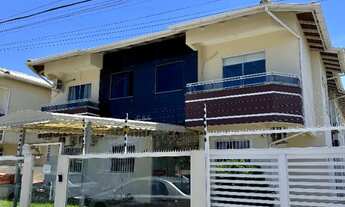 Imagem 4: Apto nos ingleses 3quadras da praia ,alugo diarias, mensal e temporadas 3 dorm, completo