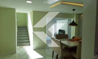 Imagem 2: Sobrado com 3 dormitórios no centro de navegantes