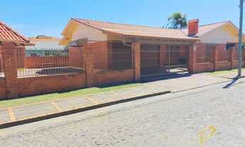 Imagem 3: Casa e Sobrado de 3 dormitórios à Venda - Xangri-lá