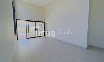 Imagem 3: Casa térrea nova com 240 m² de área construída e 452 m² de terreno, 4 suítes plenas, varan