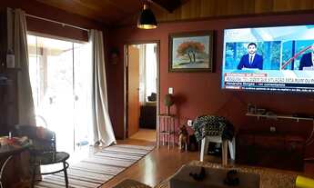 Imagem 4: Casa de condomínio para venda possui 240 metros quadrados com 4 quartos