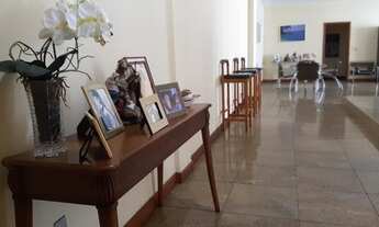 Imagem 3: Apartamento enorme, com 300m2!! Na quadra do mar da Praia da Costa! 4 qts, lazer! Aceito i