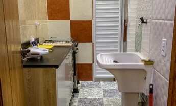 Imagem 4: Cabo Frio/Praia do Forte-50 metros da praia. Casa e kitnet. 4 quartos