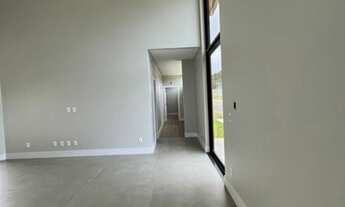 Imagem 4: Casa para venda tem 200 metros quadrados com 4 quartos em Santa Regina - Camboriú - SC