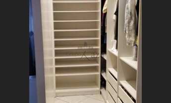 Imagem 2: Lindo Casa Sobrado - Jardim das Indústrias - 189m² - 4 Dormitórios sendo 1 Suíte