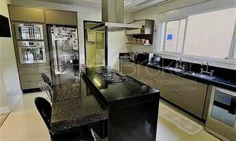 Imagem 5: Casa de condomínio sobrado para venda tem 369 metros quadrados com 4 quartos