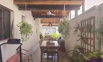 Imagem 2: Casa de condomínio para aluguel tem 148 metros quadrados com 3 quartos