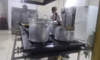 Imagem 3: Vendo Cozinha Delivery em funcionamento . Ótima localização