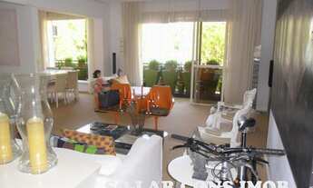 Imagem 2: Raridade no Leblon, com vista panorâmica da praia e do verde, pronto para morar