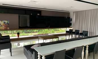 Imagem 4: Casa para aluguel e venda tem 800 metros quadrados com 5 quartos.