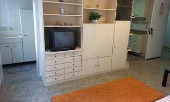 Imagem 3: Apartamento para venda possui 35 metros quadrados com 1 quarto em Boqueirão - Santos - São