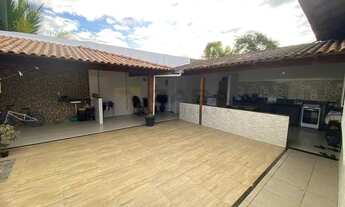 Imagem: Ph- Casa reformada com planejados e área