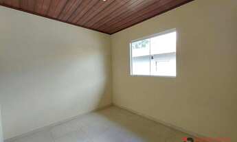 Imagem: Geminado com 2 dormitórios para alugar