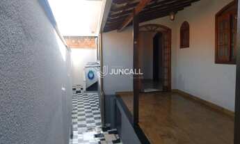 Imagem: Casa à venda, 3 quartos, 1 suíte, 4 vagas