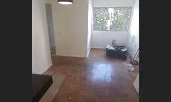 Imagem 3: Apto 2:dorm com cozinha reformada americana, repleto armários ,uma vaga, próximo av.sto am