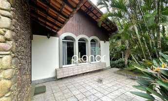 Imagem 2: Casa com 4 dormitórios para alugar, 163 m² por R$ 4.729,60/mês - Fazenda Inglesa - Petrópo