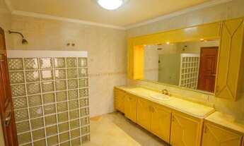 Imagem 7: CASA NO CENTRO - Rua Cristóvão Colombo