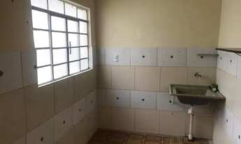 Imagem 7: Casa com 3 dormitórios - venda por R$ 480.000,00 ou aluguel por R$ 2.200,00/mês - Cidade M