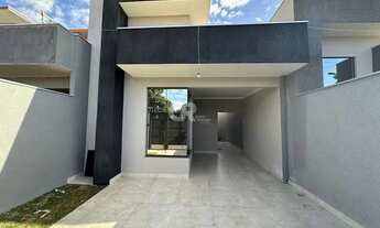 Imagem 1: Casa à Venda com 3 quartos, 2 banheiros sendo 1 suíte por R$ 400.000