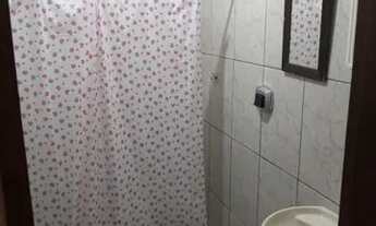 Imagem 2: Aluga-se kitnet Casa com 1 dormitório