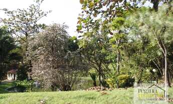 Imagem 11: Bela casa com três suítes, piscina e área gourmet à venda no Condomínio portal da Vila Ric