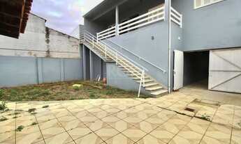 Imagem 3: Casa para Locação/Aluguel - 240m², 4 dormitórios, sendo 1 suites, 4 vagas - Jardim Itu