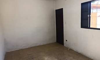 Imagem 2: Aluga Edícula Quarto com aluguel por R$600 /mês