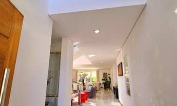 Imagem 6: Casa para aluguel possui 550 metros quadrados com 4 quartos