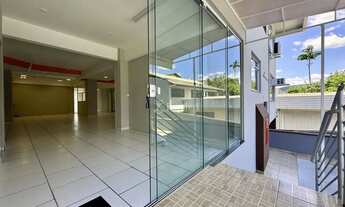 Imagem 3: Sala comercial preparada para escritório no bairro Água Verde em Blumenau/SC