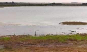 Imagem 5: Vendo chácara no de frente pro Lago Azul 25km de Boa Vista - Leia anuncio