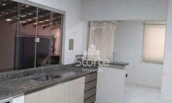 Imagem 6: Casa com planejados de 3/4 sendo 1 suíte à venda, 200 m² por R$ 700.000 - Maria Rezende