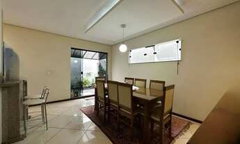 Imagem 5: Casa à Venda com Área Gourmet e Edícula - Vila Ana Rosa - Cruzeiro-SP , 245m², Conforto e