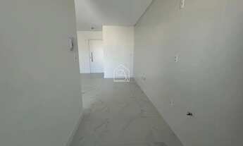 Imagem 4: Apartamento com 3 suítes, com 2 vagas no Canto- Florianópolis-SC