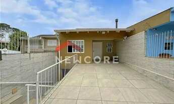 Imagem 2: Casa em Rua Felizardo de Farias - Medianeira - Porto Alegre/RS