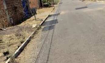 Imagem 4: OPORTUNIDADE! Estrutura de Casa 3/4 com Suíte e Closet em Rua Asfaltada