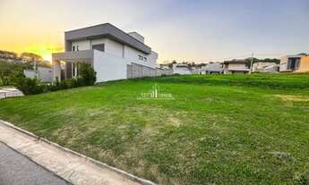 Imagem 3: Jardins Nápoles - Lote sem vizinho de frente, lote plano, com 377,25 m²