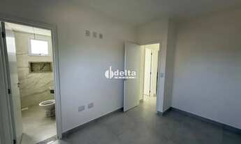 Imagem 4: Apartamento com 2 quartos sendo 1 suíte disponível para venda no bairro Santa Mônica em Ub