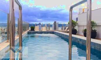 Imagem 2: Apartamento à venda no Canto, Florianópolis: 124m², 3 suítes, 3 dormitórios, 1 banheiro. C