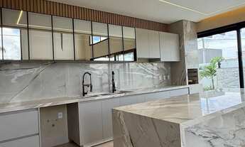 Imagem 4: Casa para alugar em condomínio altíssimo padrão