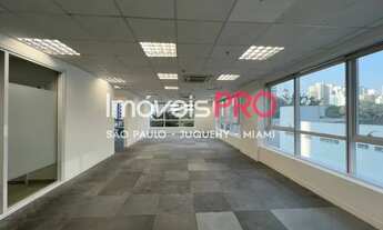 Imagem 2: Conjunto em Moema Pássaros com 133m² em condomínio com perfil corporativo