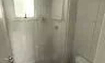 Imagem 3: Apto com 3 quartos sendo 1 suíte e com 2 vagas, armários Planej e Ar Split , em Glória - M