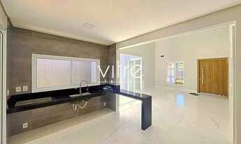 Imagem 4: Casa Nova com Fino Acabamento à venda no bairro Cidade Jardim em Uberlândia