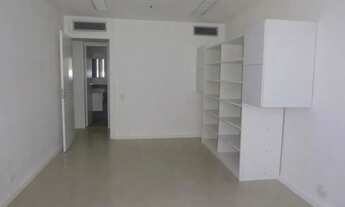 Imagem 2: Sala para alugar por R$ 2.300,00/mês ou para vender por R$180.000,00, 74 m² - Centro - Rio