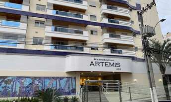 Imagem 2: Excelente Apto andar alto de frente para a rua, amplo com 131m2 de área privativa, semi mo