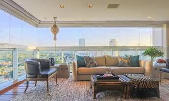 Imagem: Apartamento para venda tem 206 m2 com 4