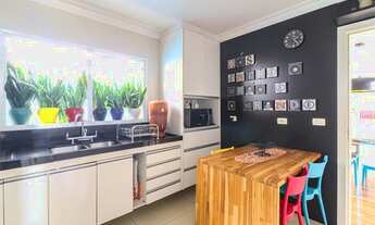 Imagem 7: Casa de condomínio para venda tem 290 metros quadrados com 4 quartos