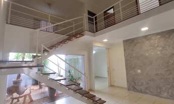 Imagem 2: Sobrado para locação em residencial fechado com 03 dormitórios e piscina