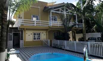 Imagem: Casa com Piscina no Rio Vermelho!!!